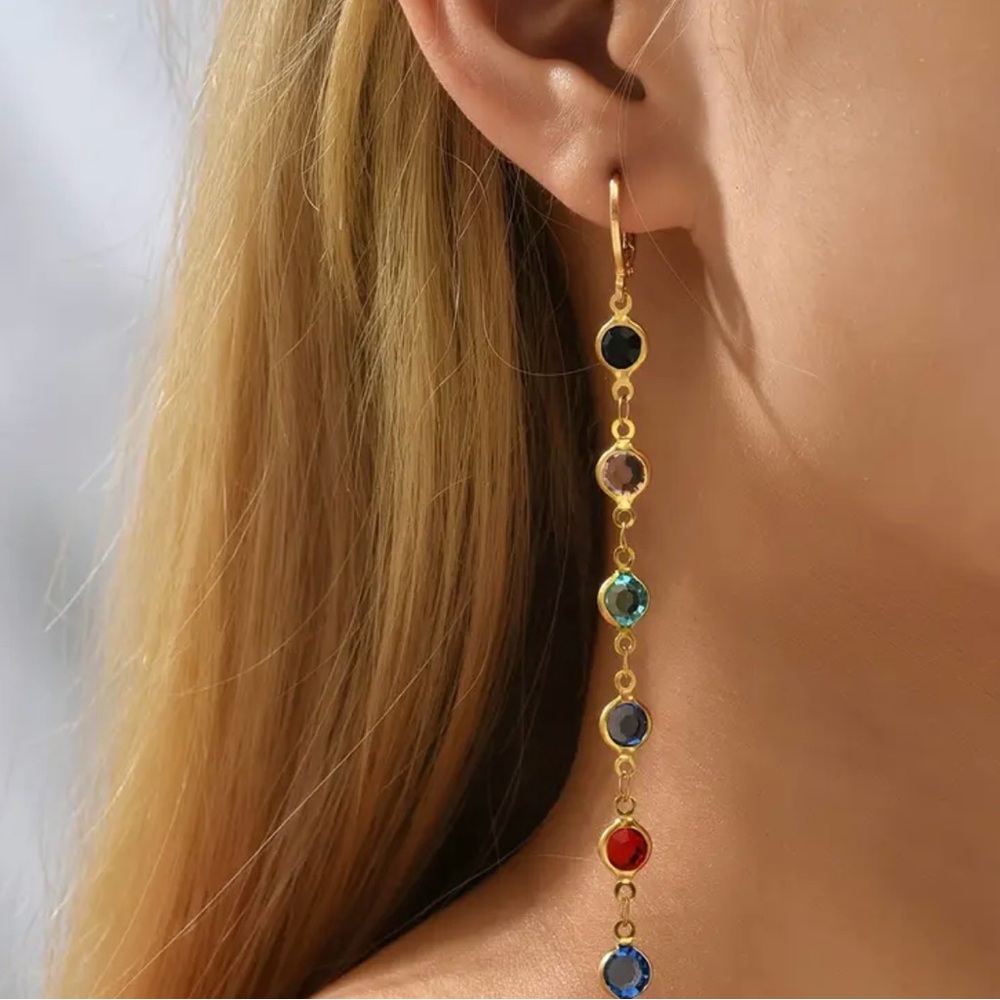 Elegant Multi-Color Drop Earrings. 3.86in/9.5cm…. 0.180Z/5g